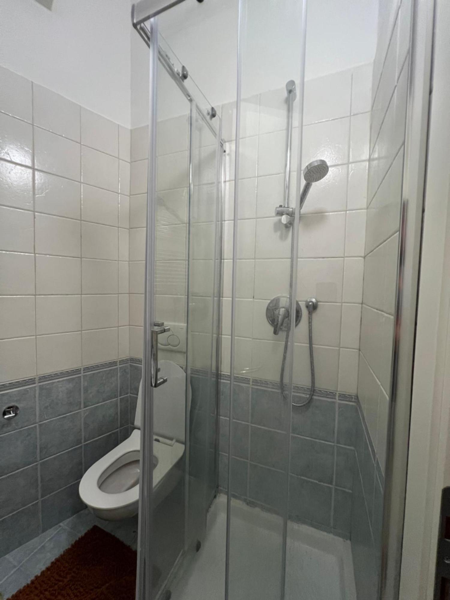 Amrani Rooms Verona Bagian luar foto